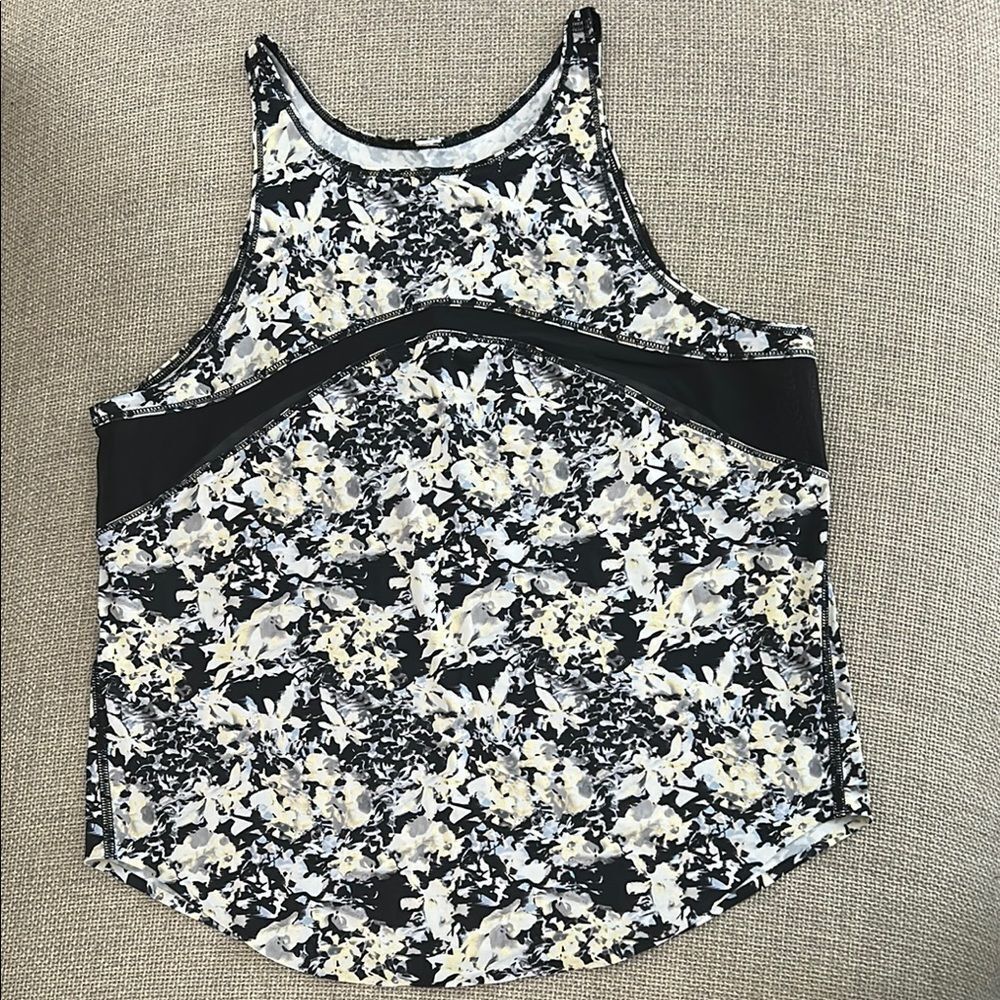 Lululemon Floral Black Tank Top Size 6